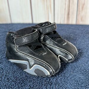 Jordan Crib Booties - sz 2C